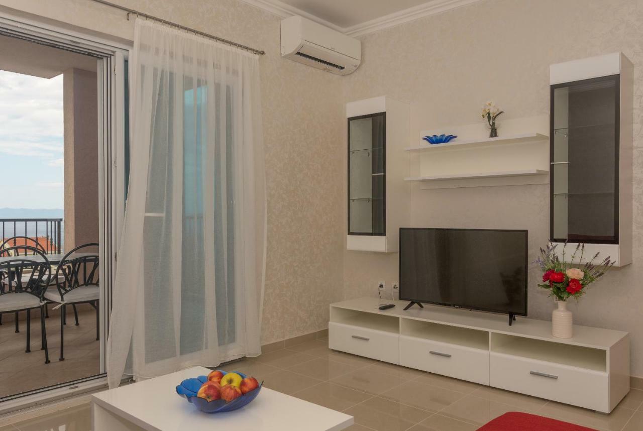 Apartmani Stella Maris Makarska Exteriör bild