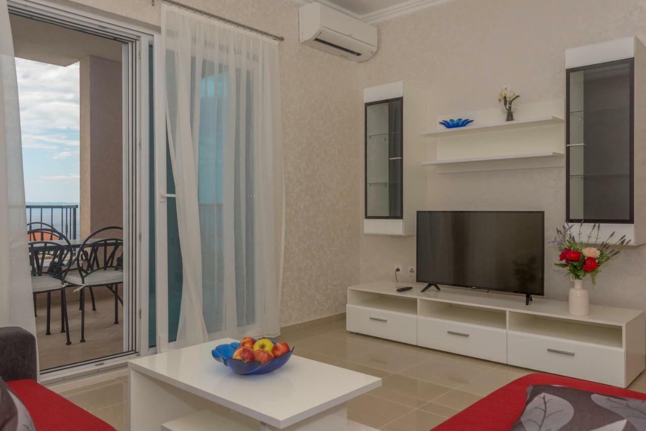 Apartmani Stella Maris Makarska Exteriör bild